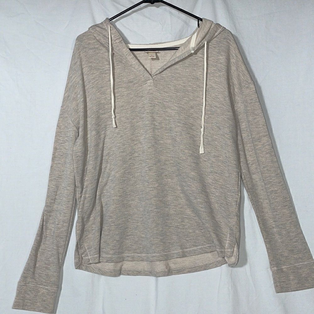 Mossimo supple co. Thin sweatshirt